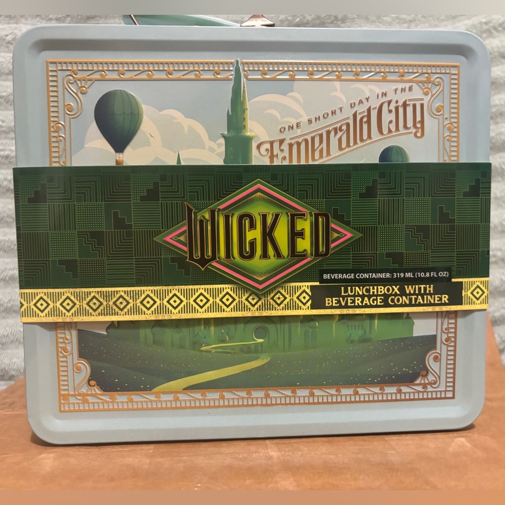 Wicked Emerald City one day short in the city Lunchbox - Green & Gold Accent NEW
